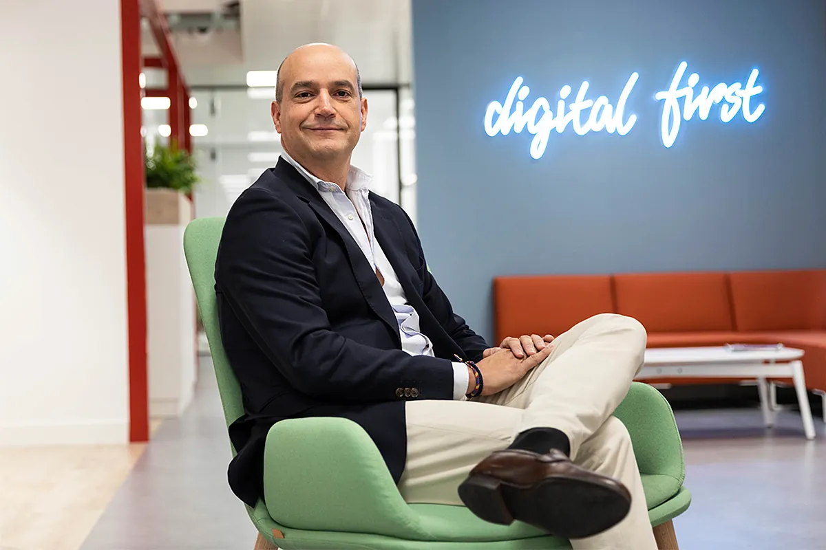 Gosho Aoyama's Riches: Unpacking the Success of Detective Conan Sales